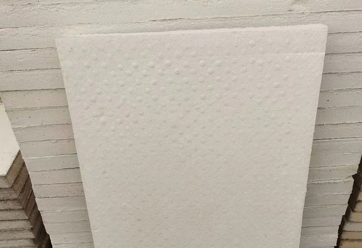 Ceramic fiber board