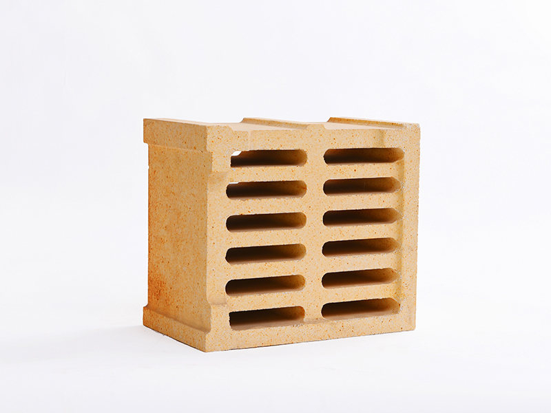 Low creep fireclay refractory brick